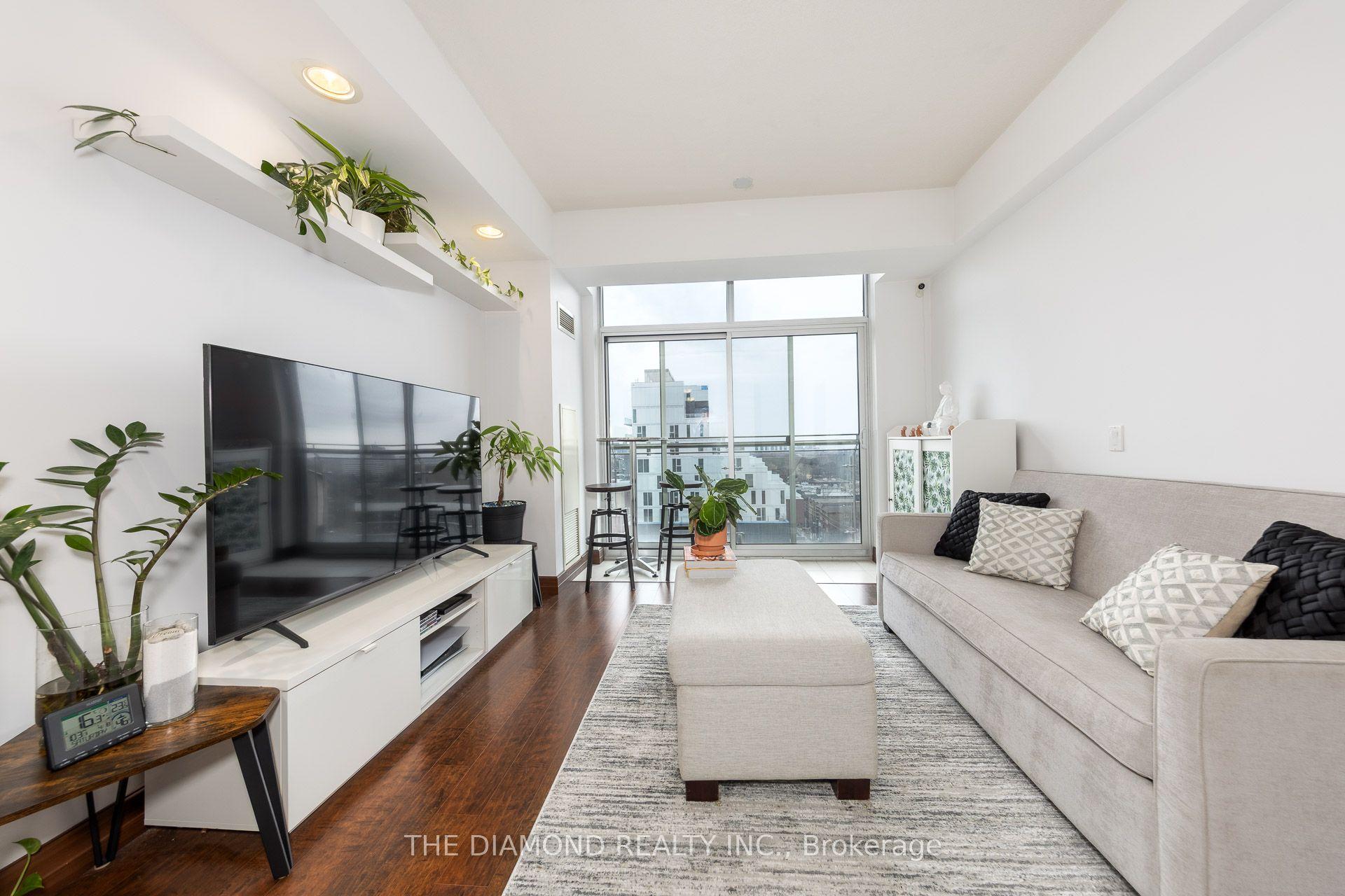 15 Maplewood Avenue PH 5 #PH 5 — photo 1