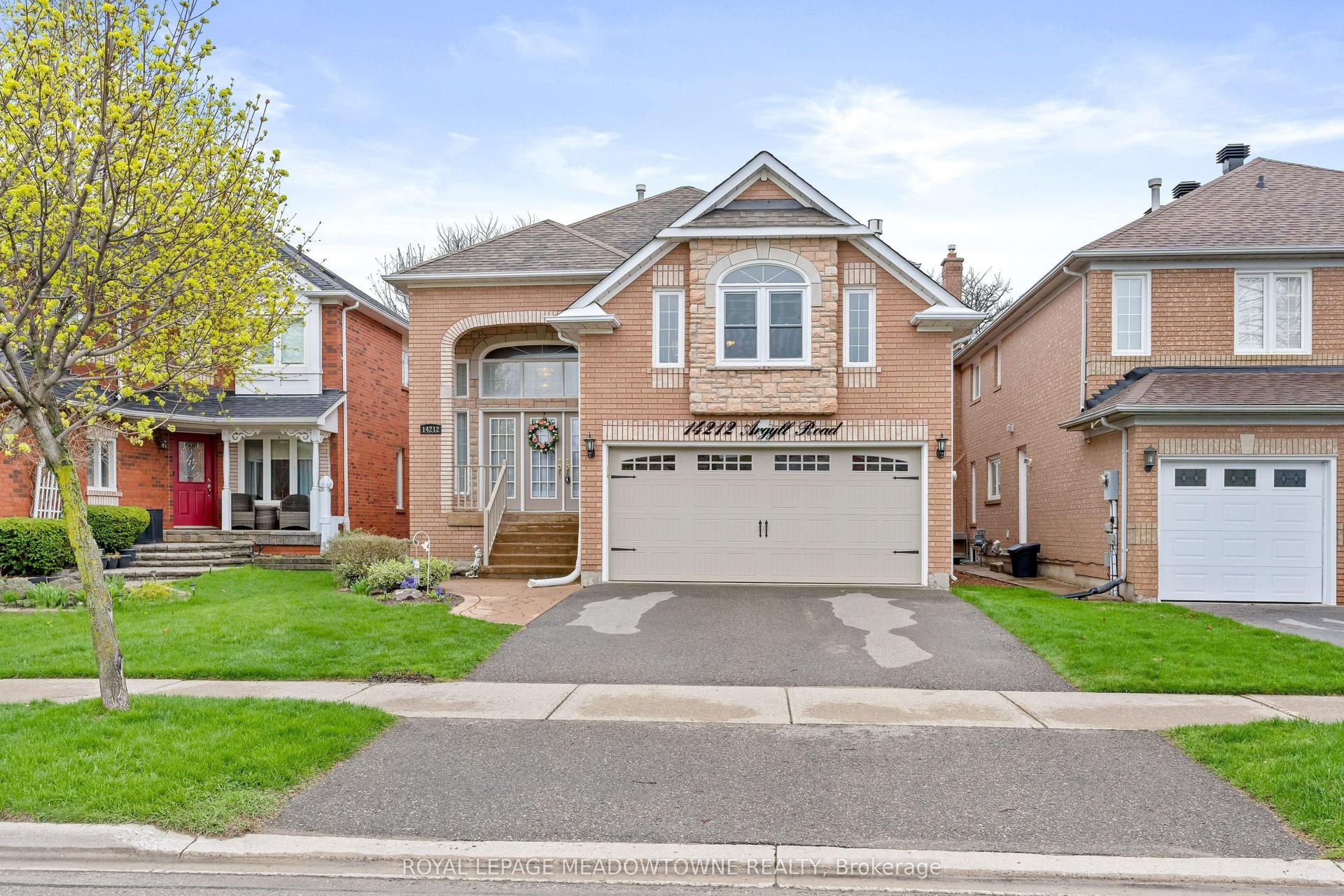 14212 Argyll Road — photo 1