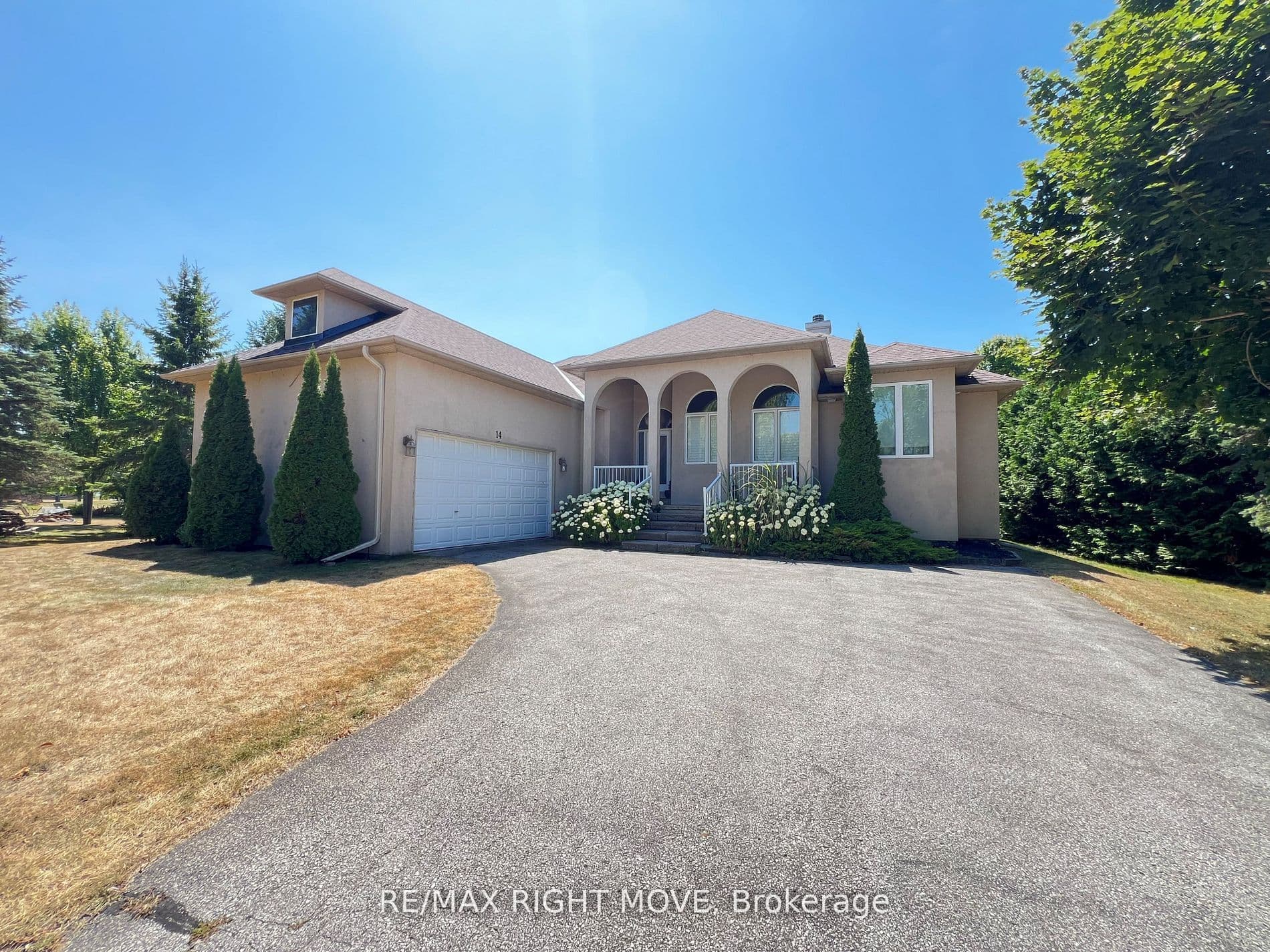 14 Sandlewood Trail — photo 1