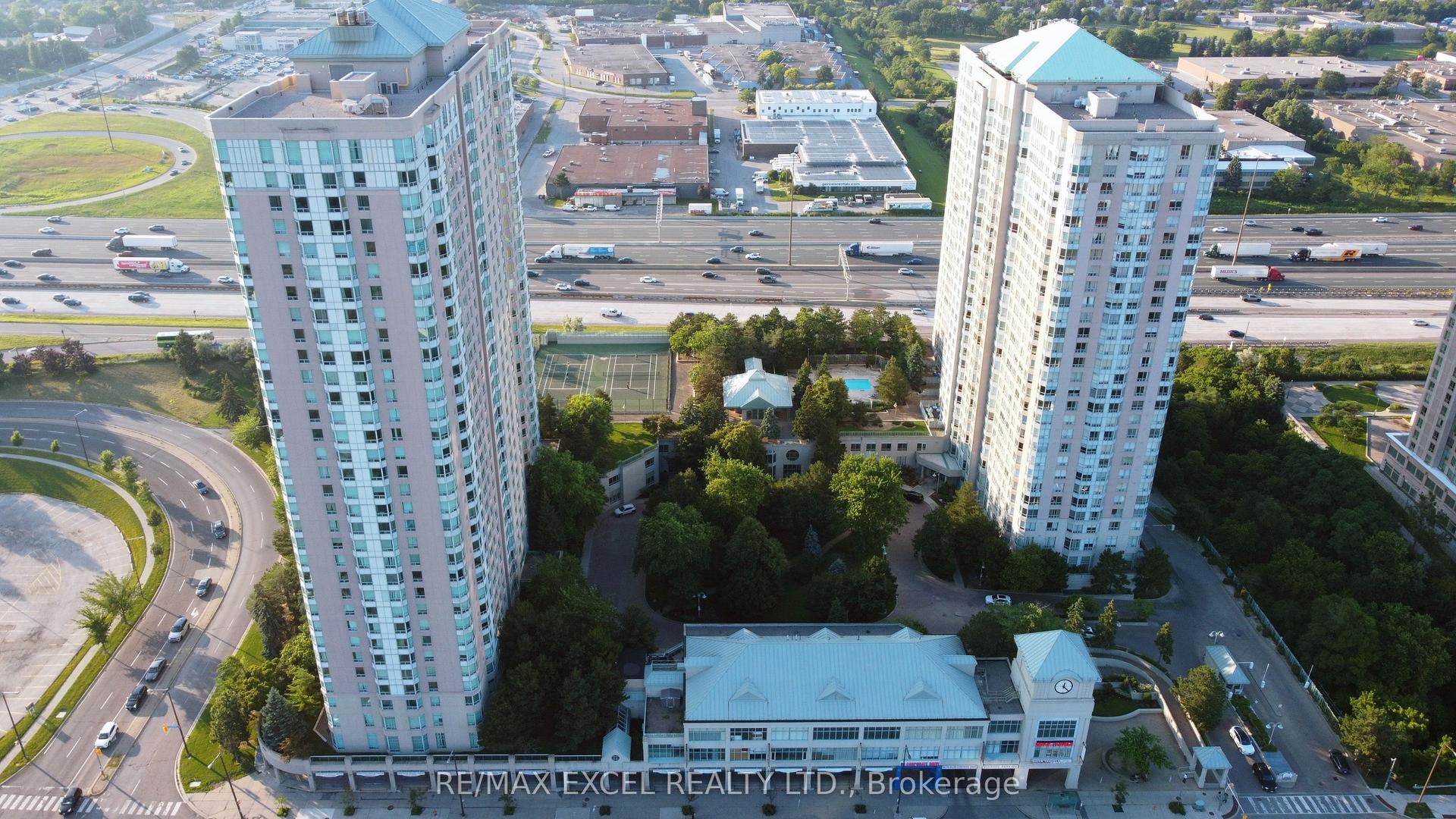 88 Corporate Drive 1013 #1013, Toronto — Condo for sale, photo 1