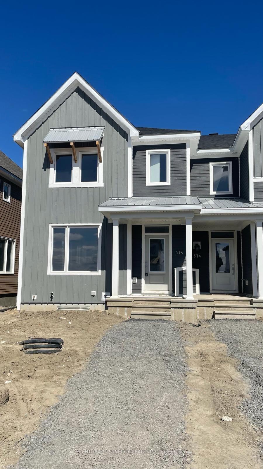 516 Oldenburg Avenue S — photo 1
