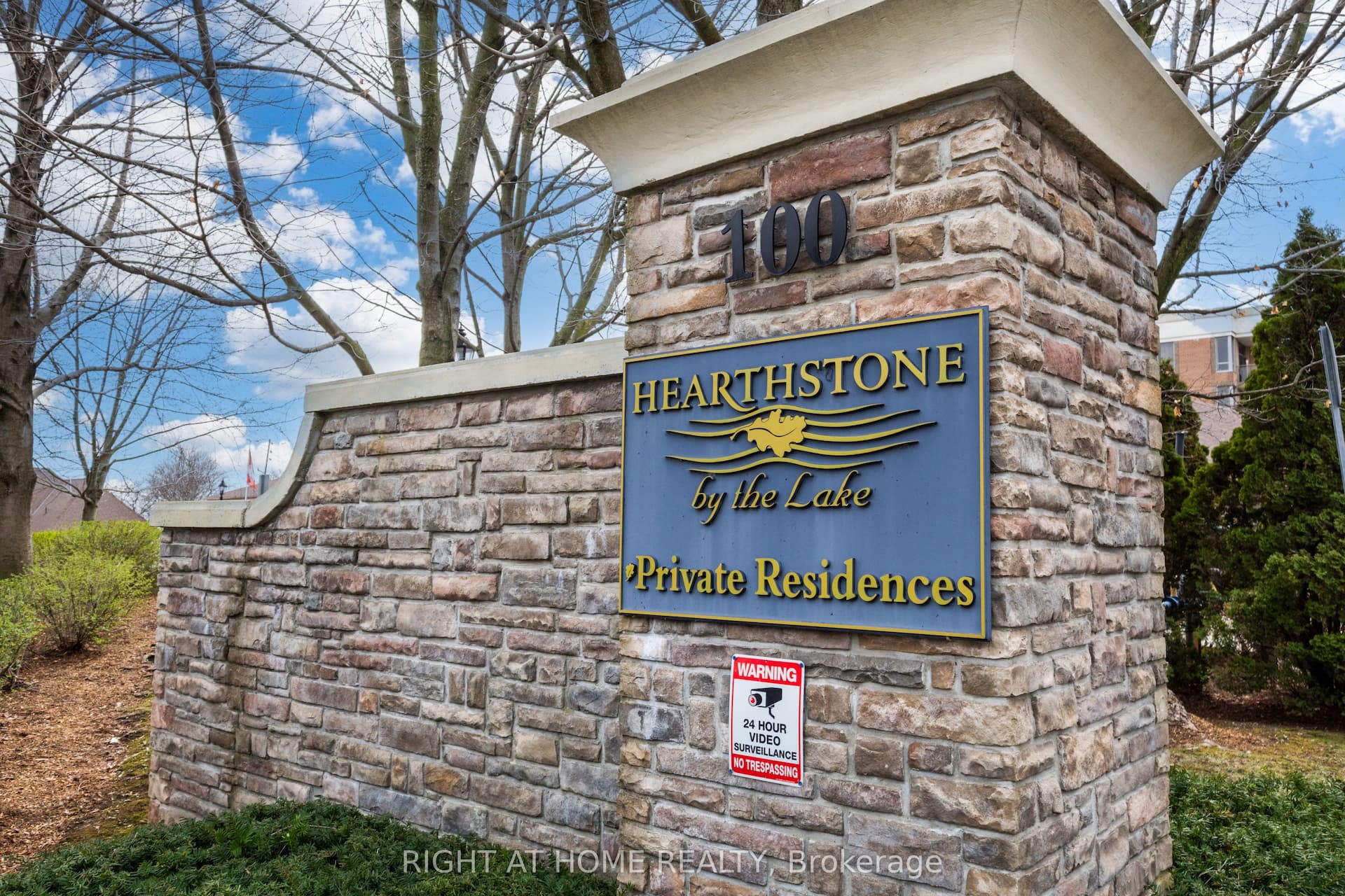 100 Burloak Drive 2214 #2214 — photo 1