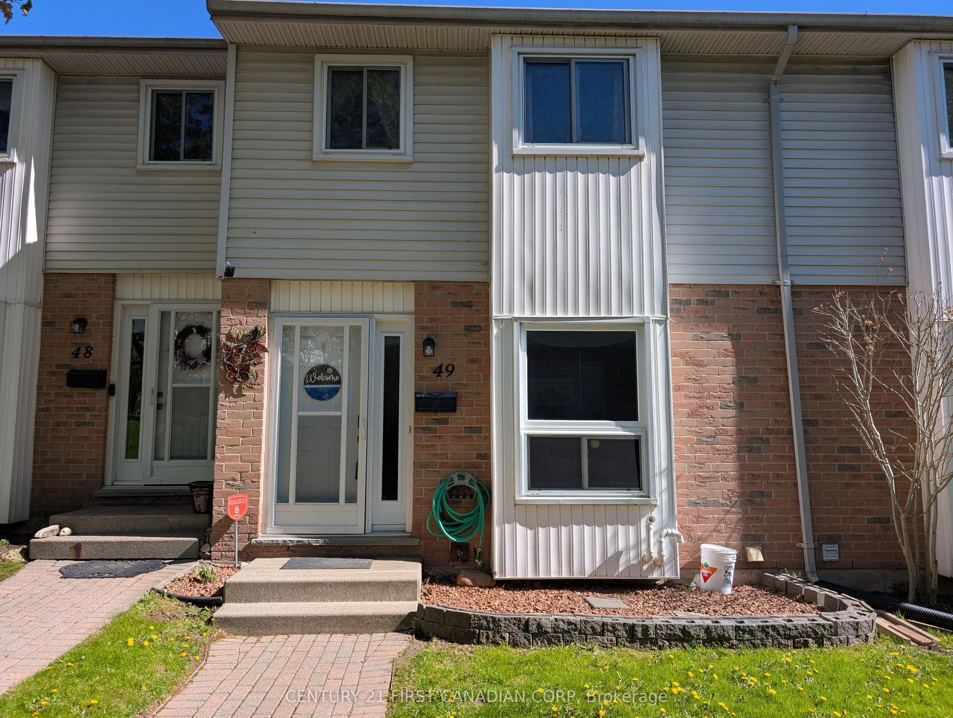110 Deveron Crescent 49 #49, London South — Condo Town for sale, photo 1
