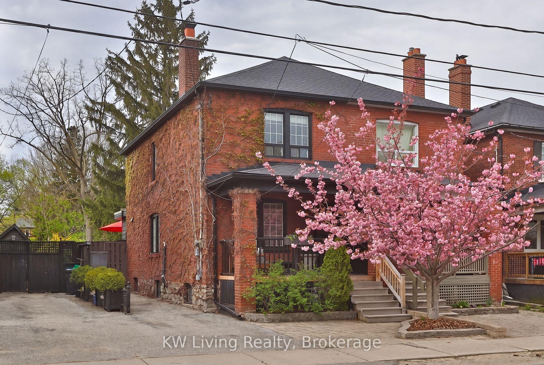 452 Davisville Avenue, Toronto — Semi-Detached for lease, photo 1
