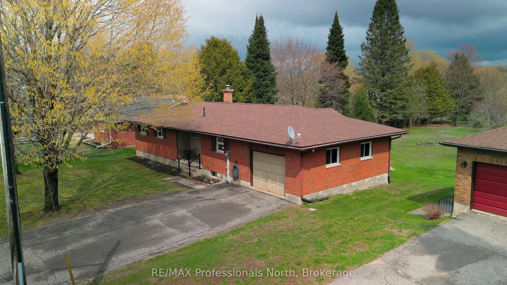 6 Knob Hill Court — photo 1