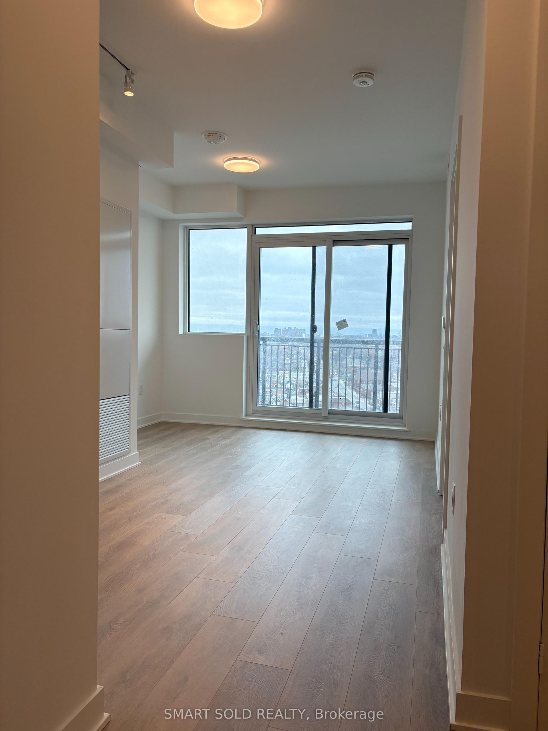 1185 Dupont Street 1403 #1403 — photo 1