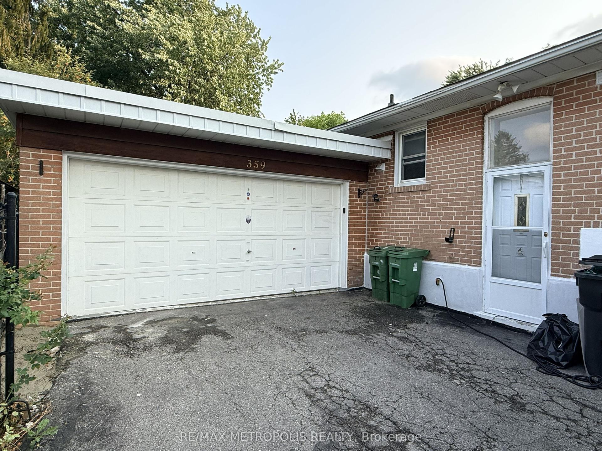 359 Patricia Avenue Bsmt #Bsmt, Toronto — Detached for lease, photo 1