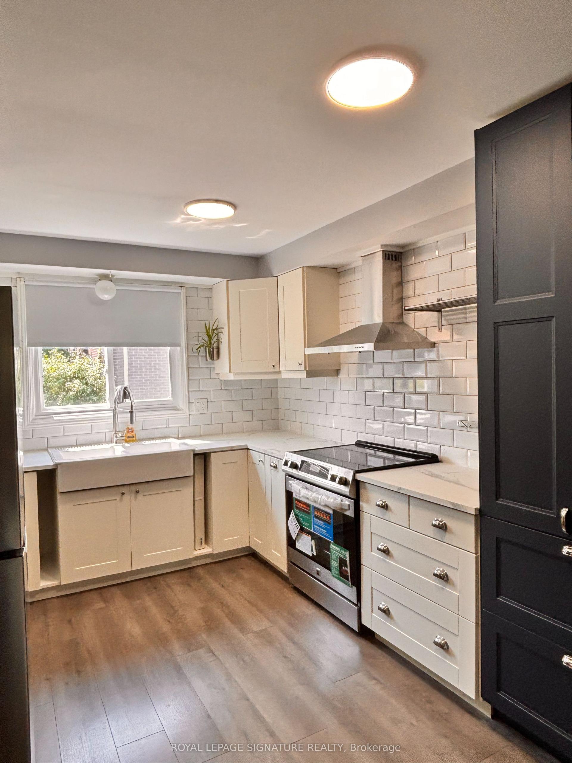 41 Nadia Place 35 #35, Oakville — Condo Town for lease, photo 1