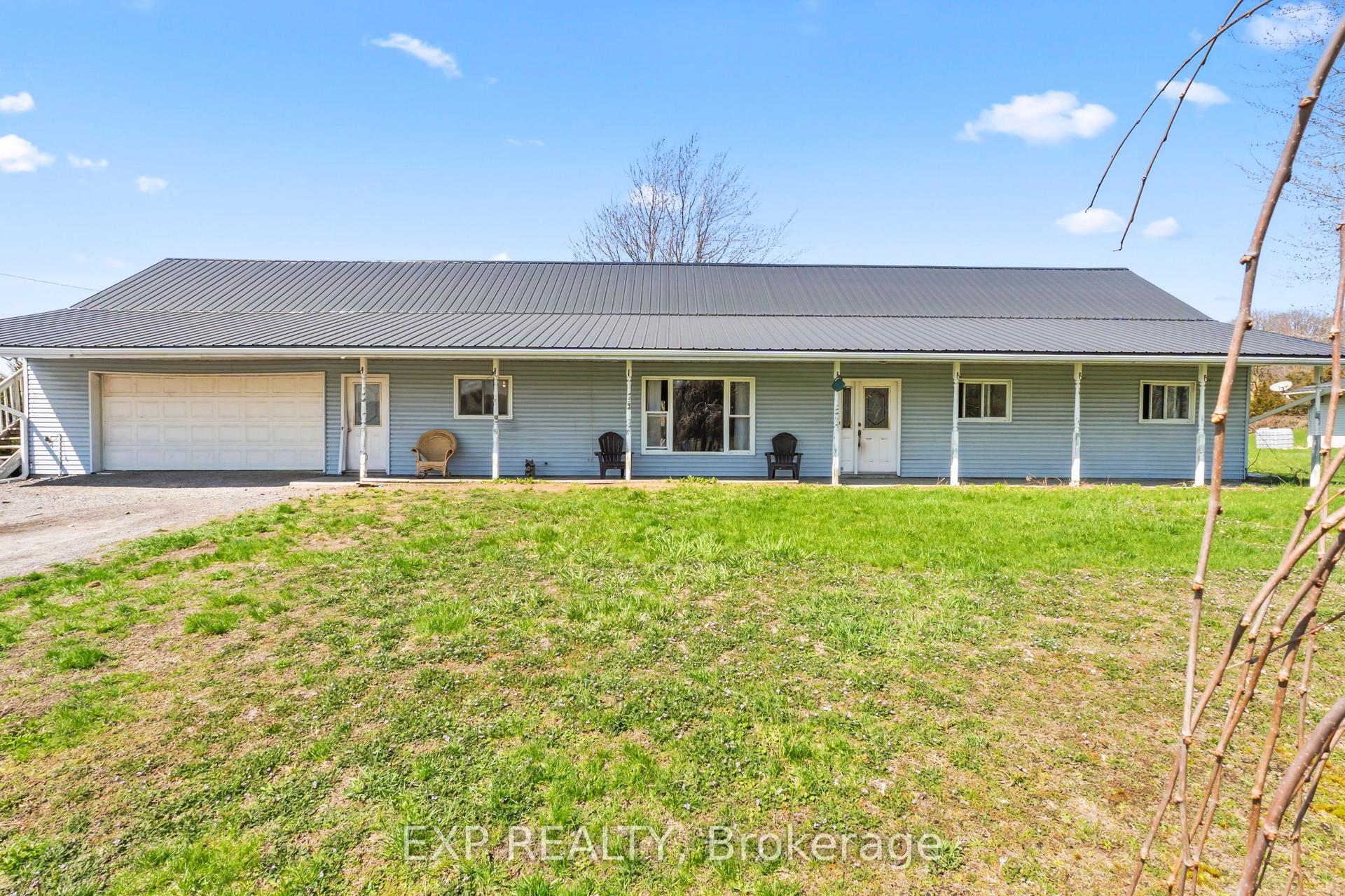 10 Hillcrest Drive — photo 1