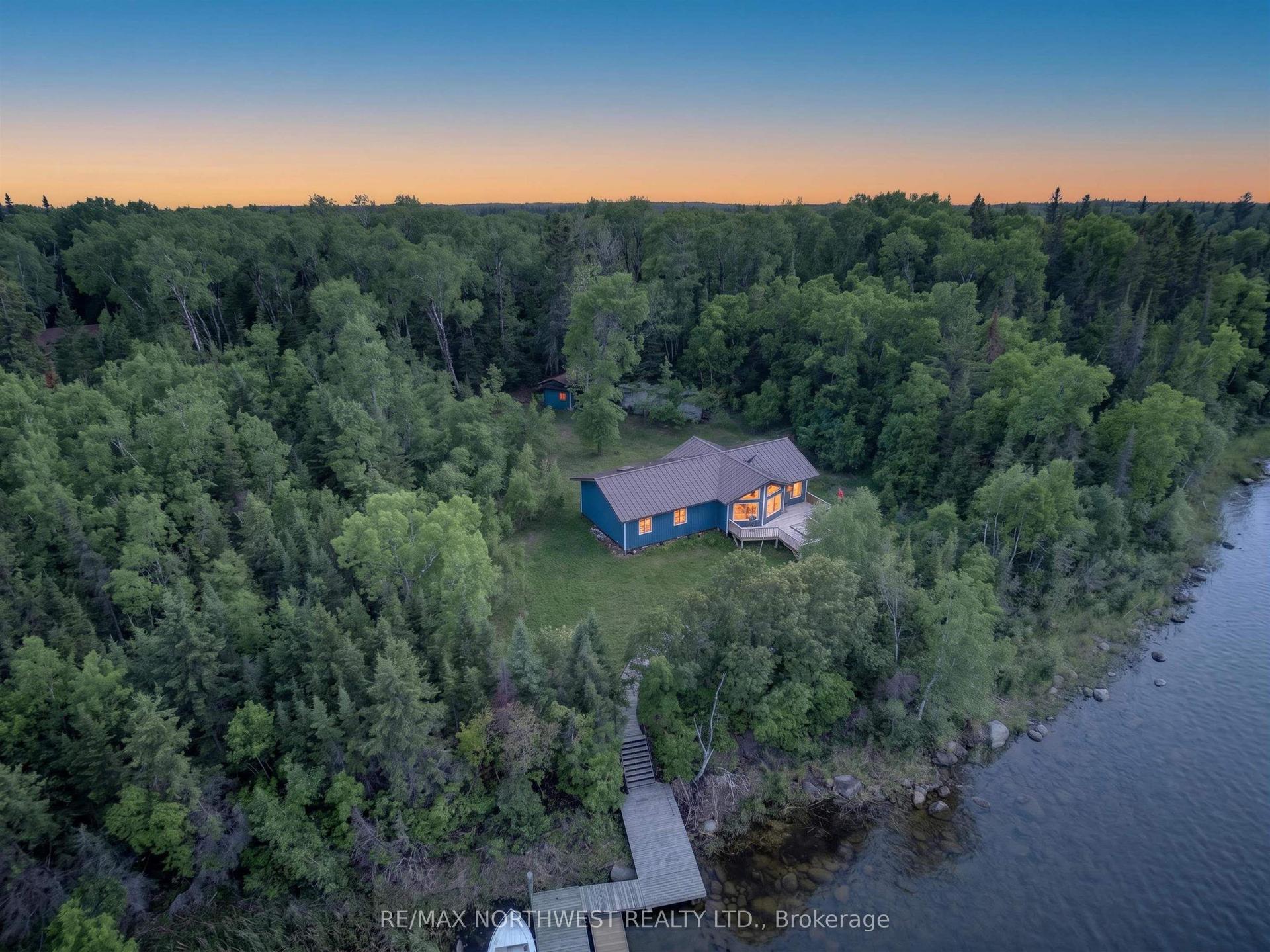 2747 Moore Bay, Sioux Narrows-Nestor Falls — Detached for sale, photo 1