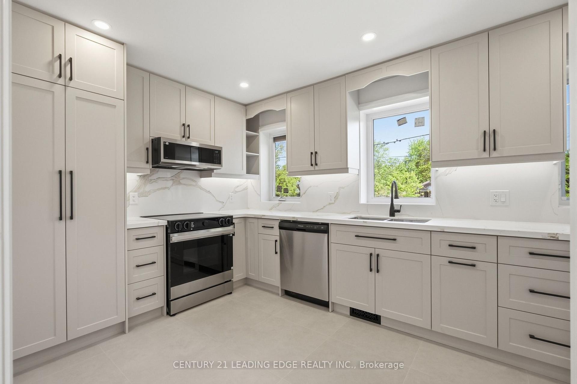 141 Roebuck Drive Upper #Upper — photo 1