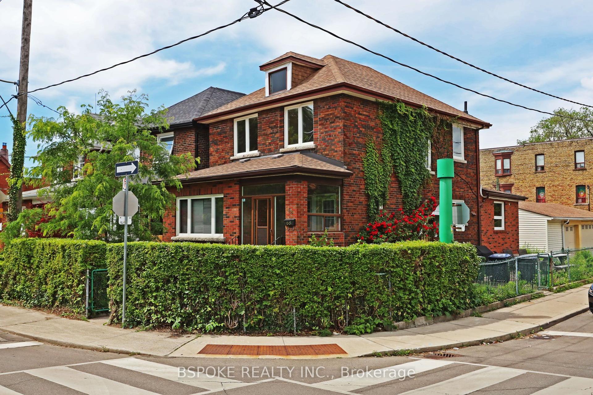 68 Roxton Road Upper #Upper, Toronto — Multiplex for lease, photo 1