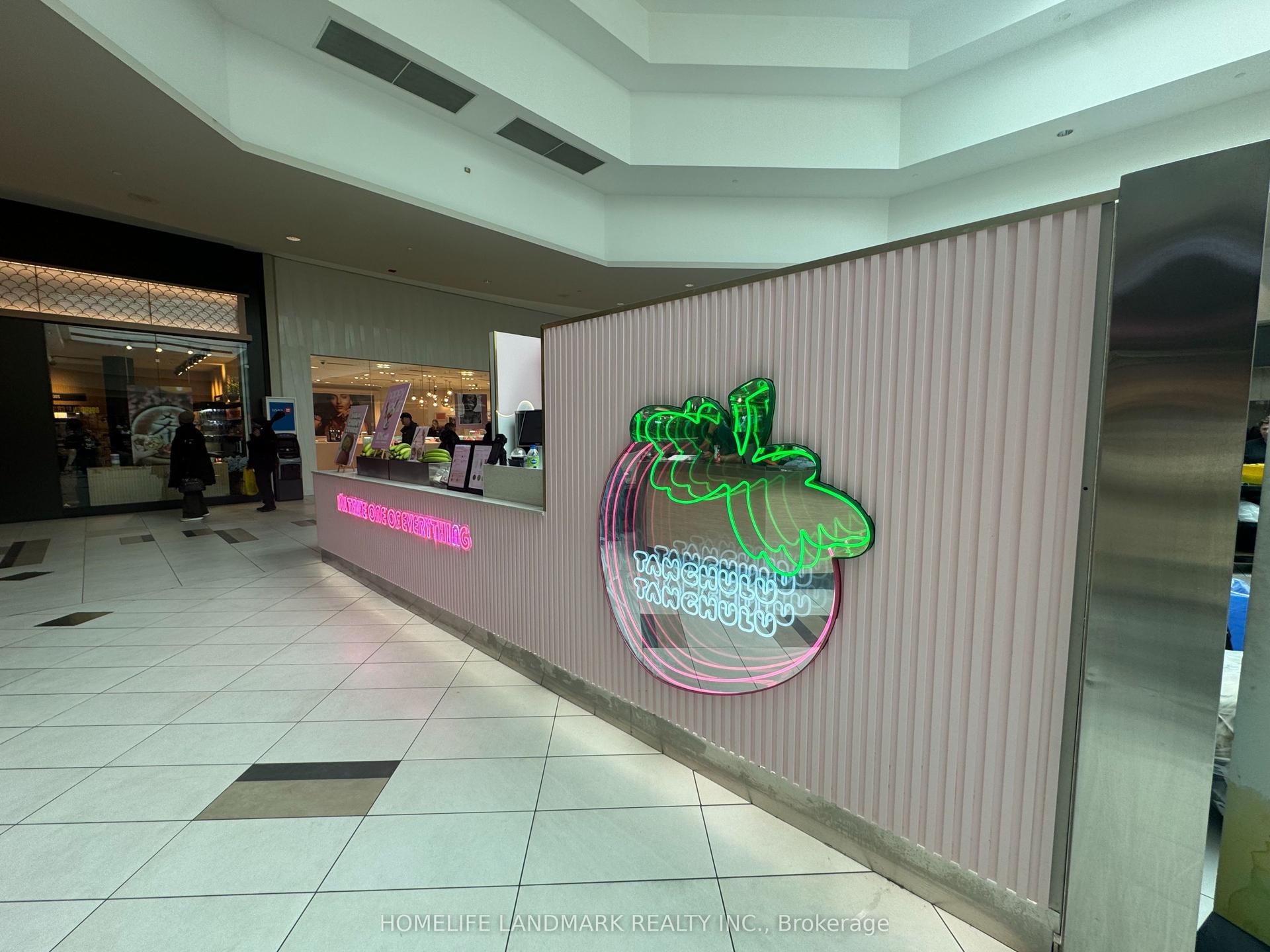 900 Dufferin Street — photo 1