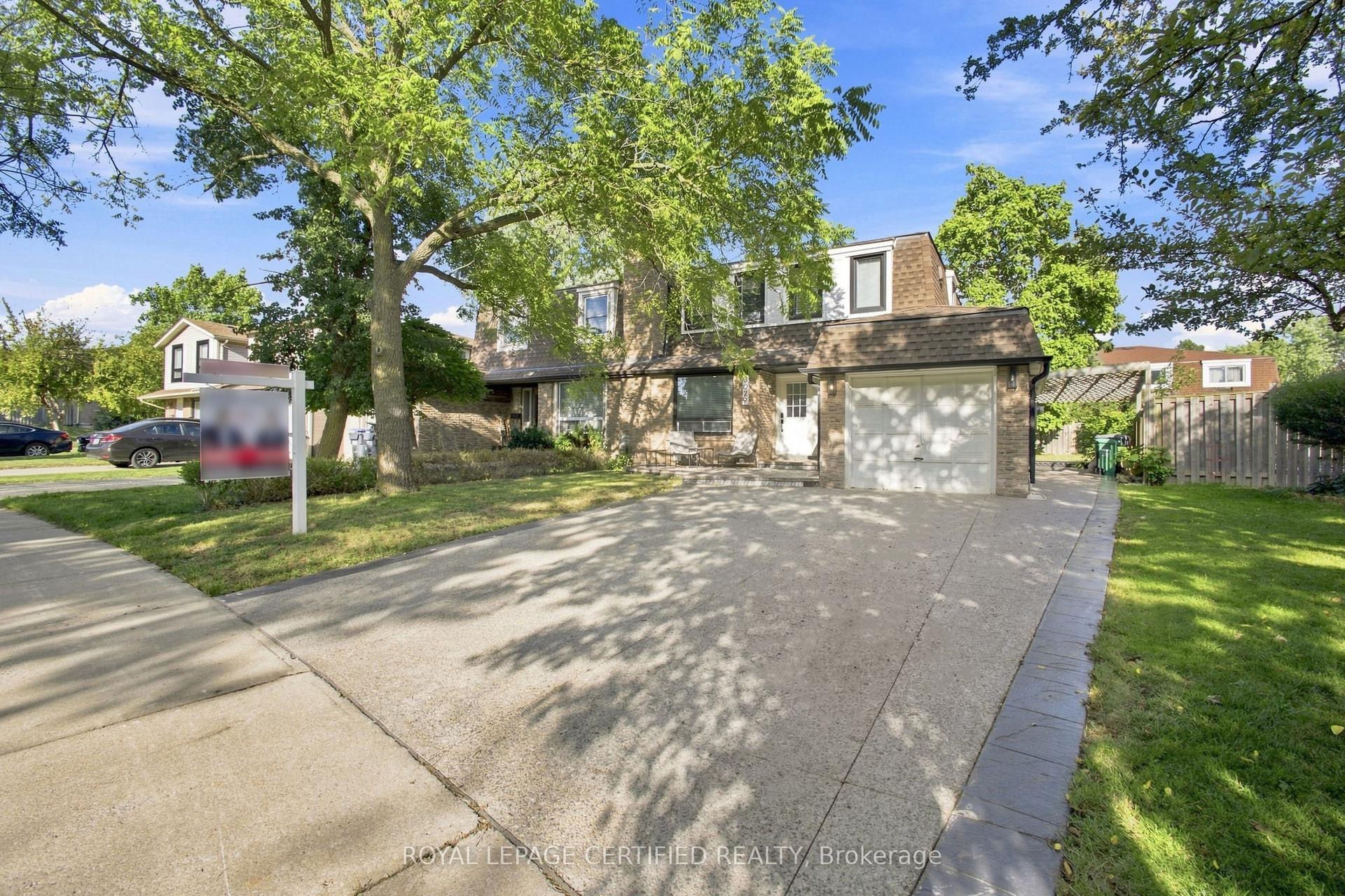 3029 Oslo Crescent, Mississauga — Semi-Detached for sale, photo 1