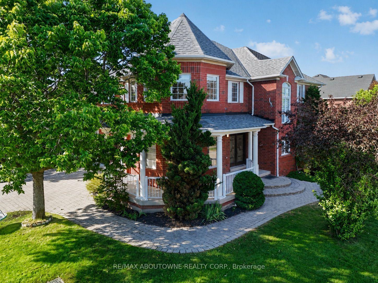 2201 Lapsley Crescent, Oakville — Detached for sale, photo 1