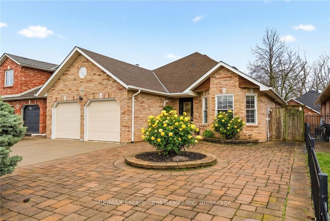 1156 AUGUSTUS Drive — photo 1