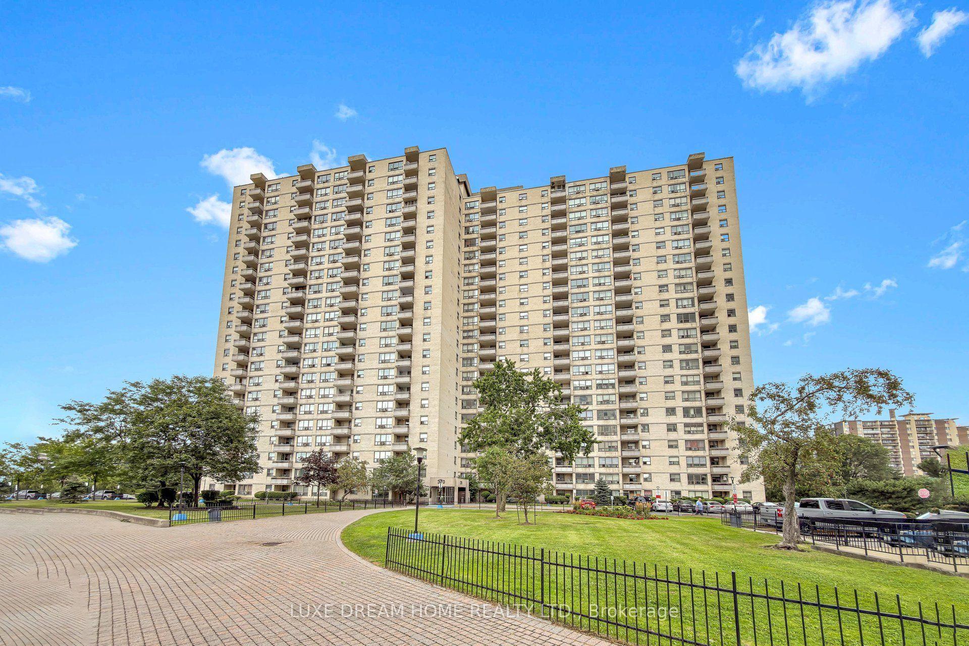 370 Dixon Road 409 #409, Toronto — Condo for sale, photo 1