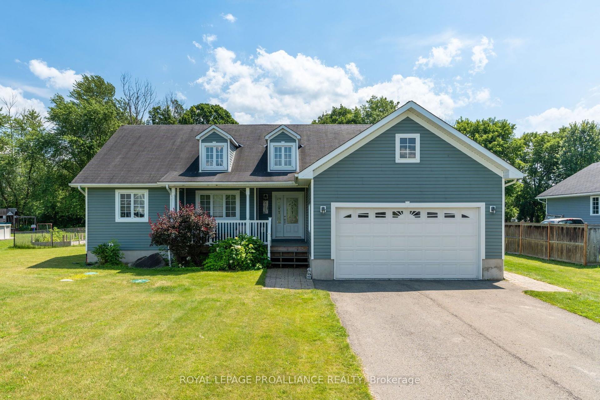 7 Albert Street, Edwardsburgh/Cardinal — Detached for sale, photo 1
