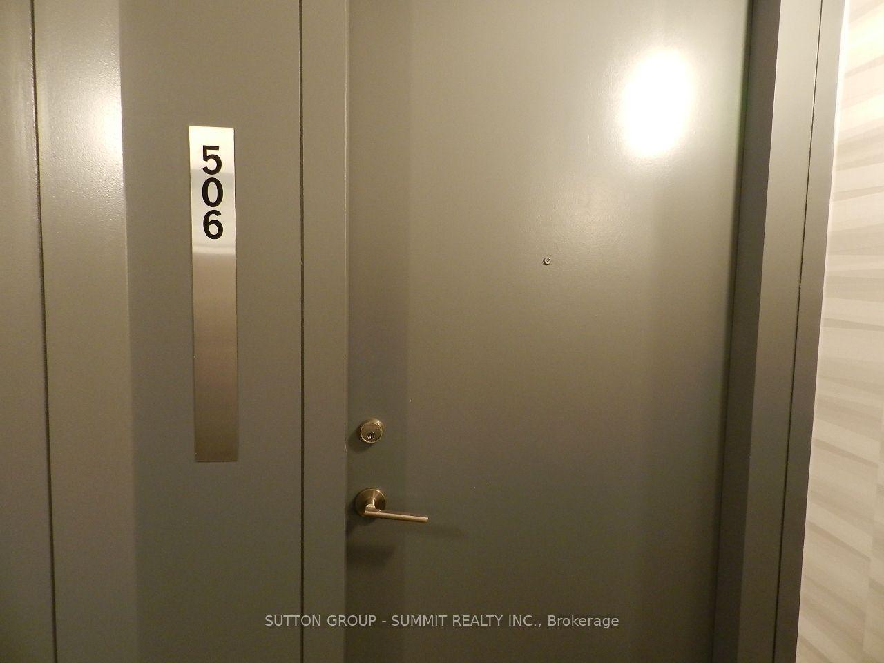 25 CARLTON Street 506 #506 — photo 1