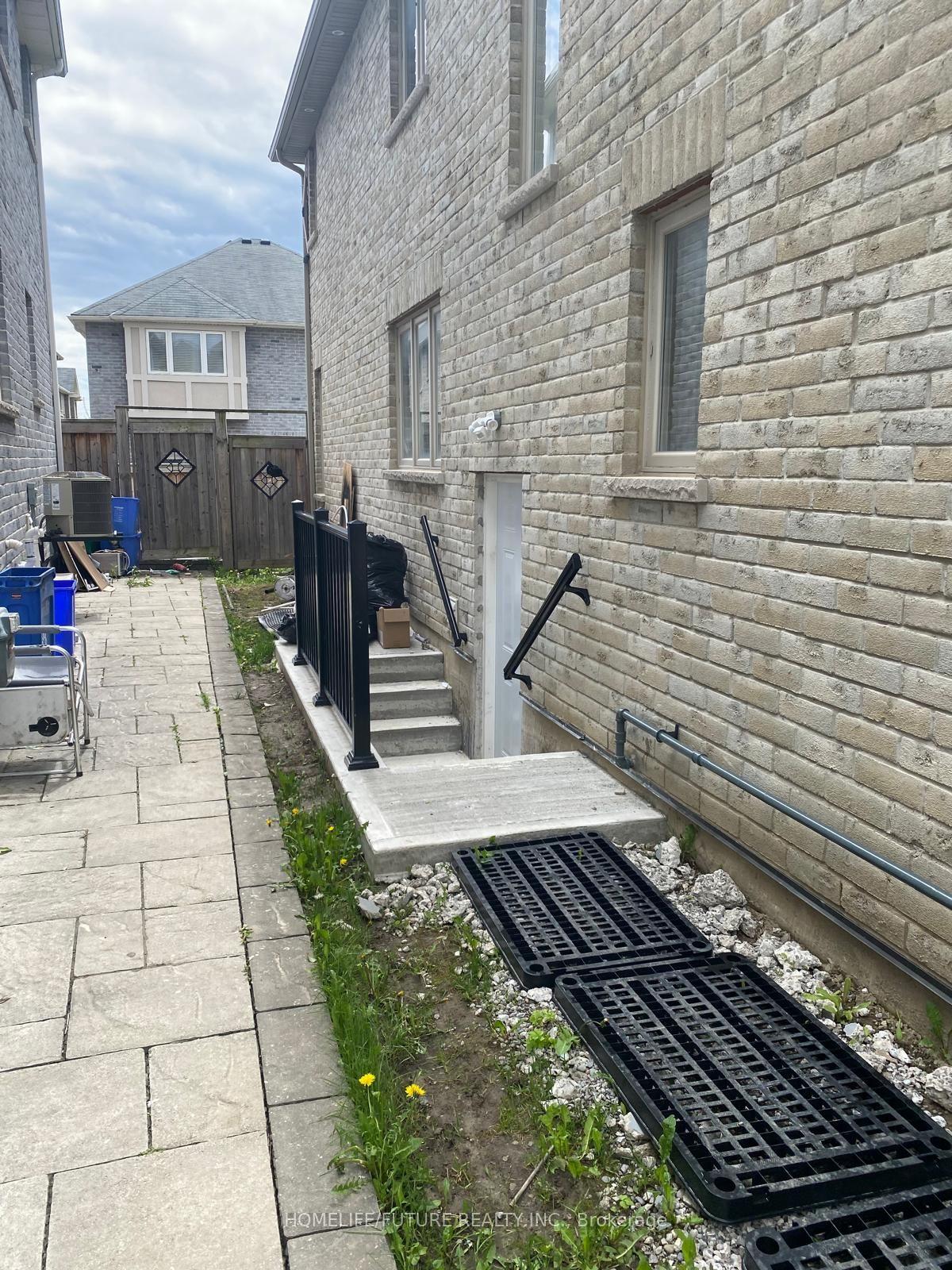 7 Mchugh Road Bsmt #Bsmt — photo 1