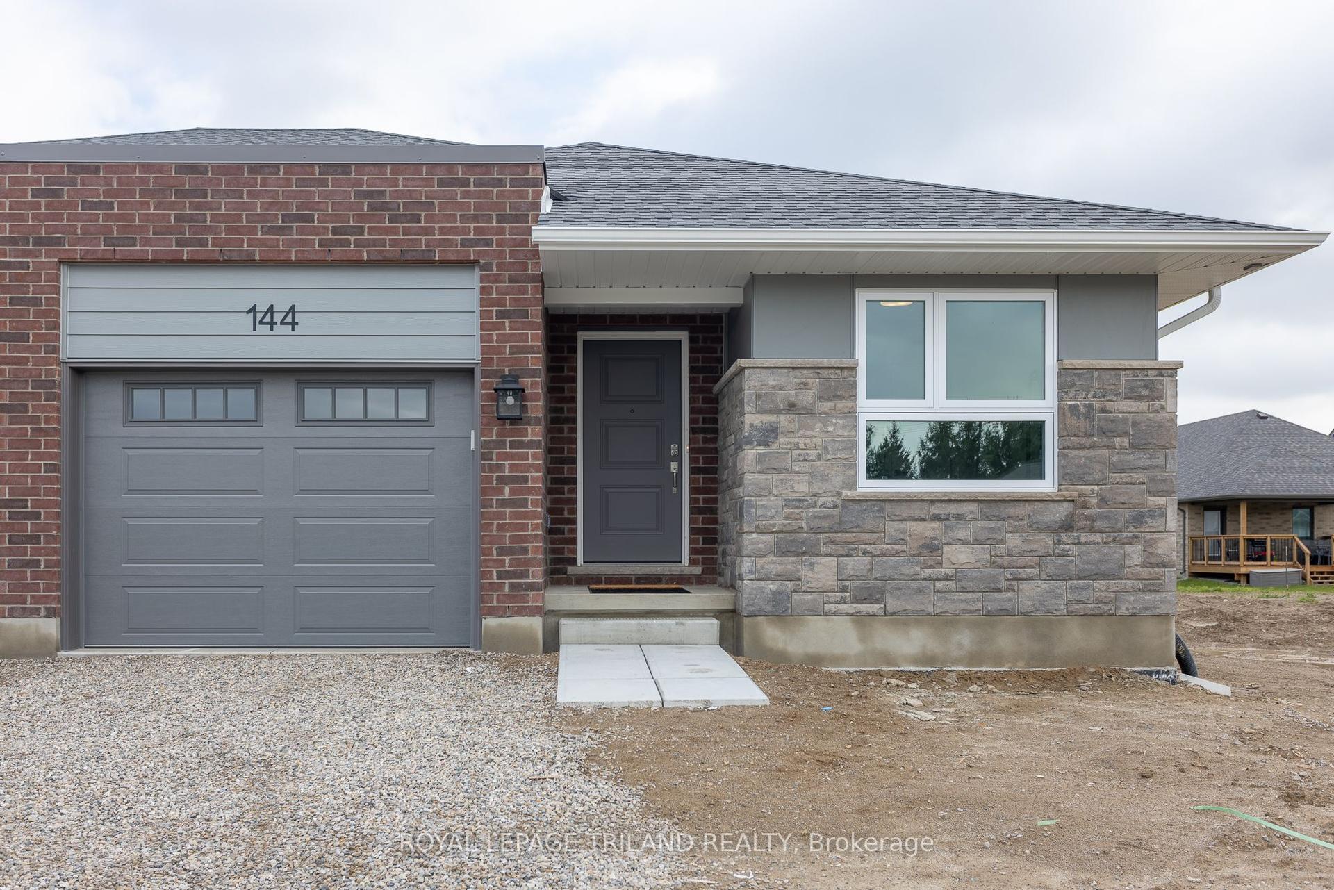 144 STYLES Drive — photo 1