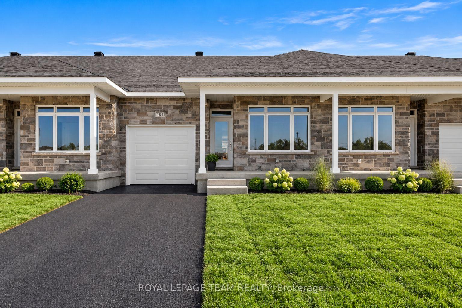 1068 Dobbie Street, Brockville — Townhouse for lease, photo 1