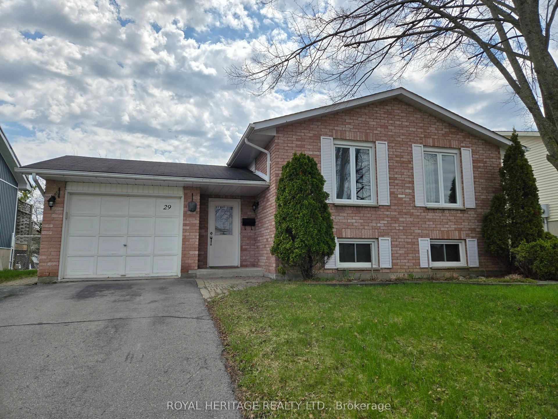 29 Fleming Road SW — photo 1
