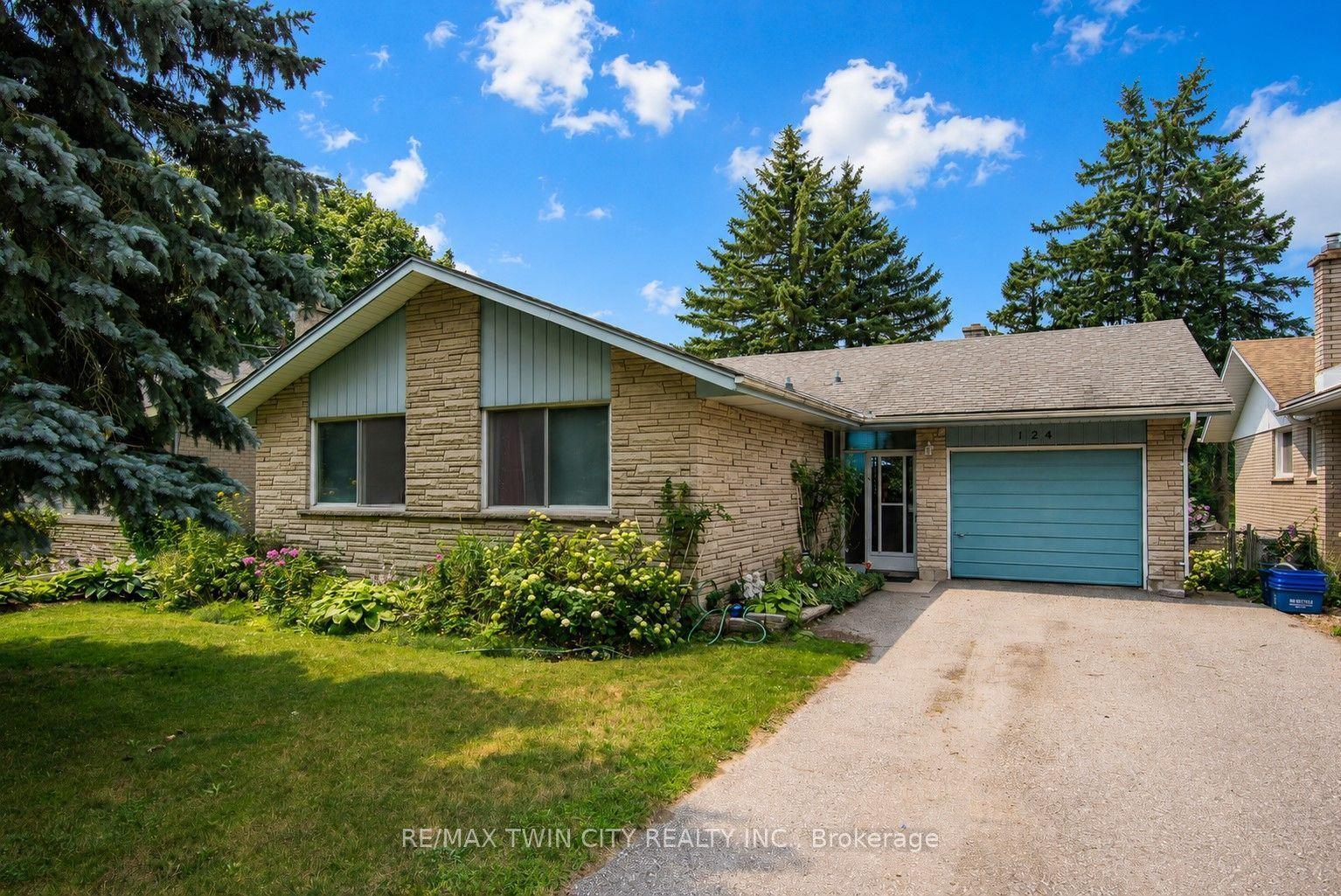 124 Carwood Avenue, Kitchener — Detached for sale, photo 1
