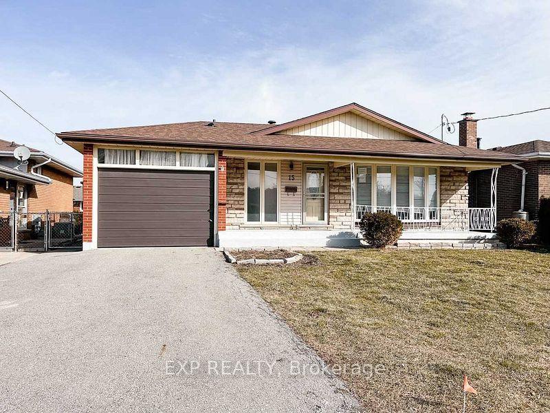 15 Calvert Avenue, Hamilton — Detached for sale, photo 1