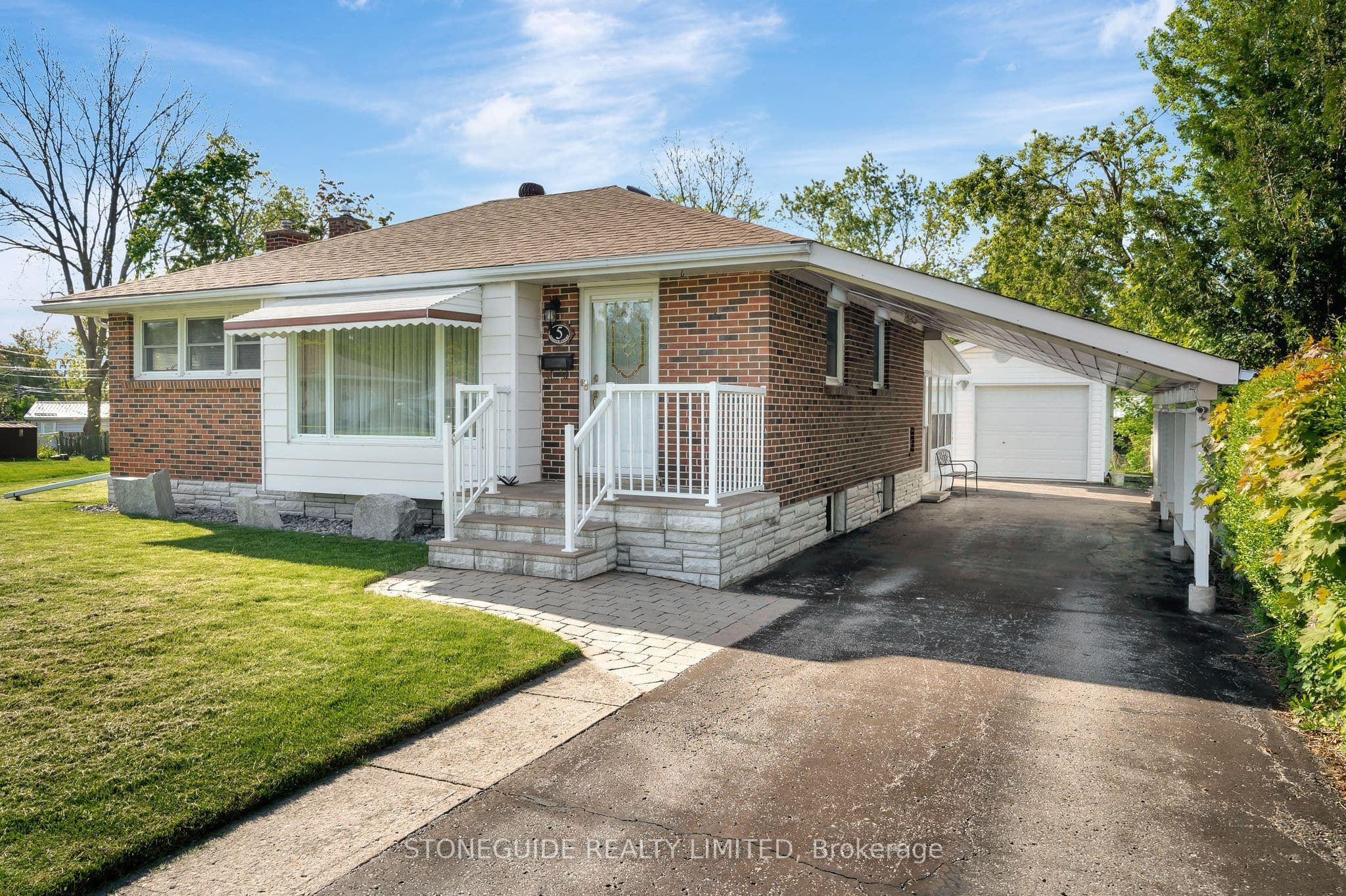 5 Armour Court — photo 1