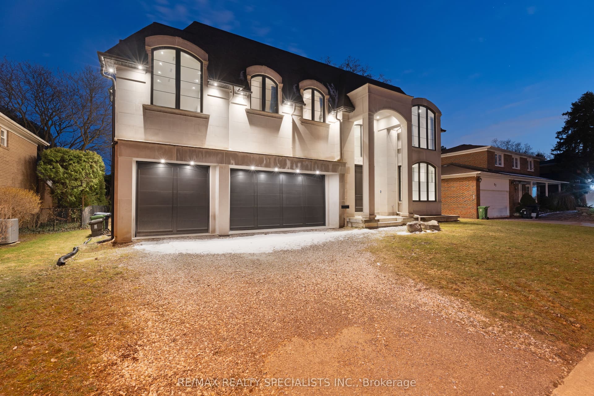 95 Lord Seaton Road — photo 1