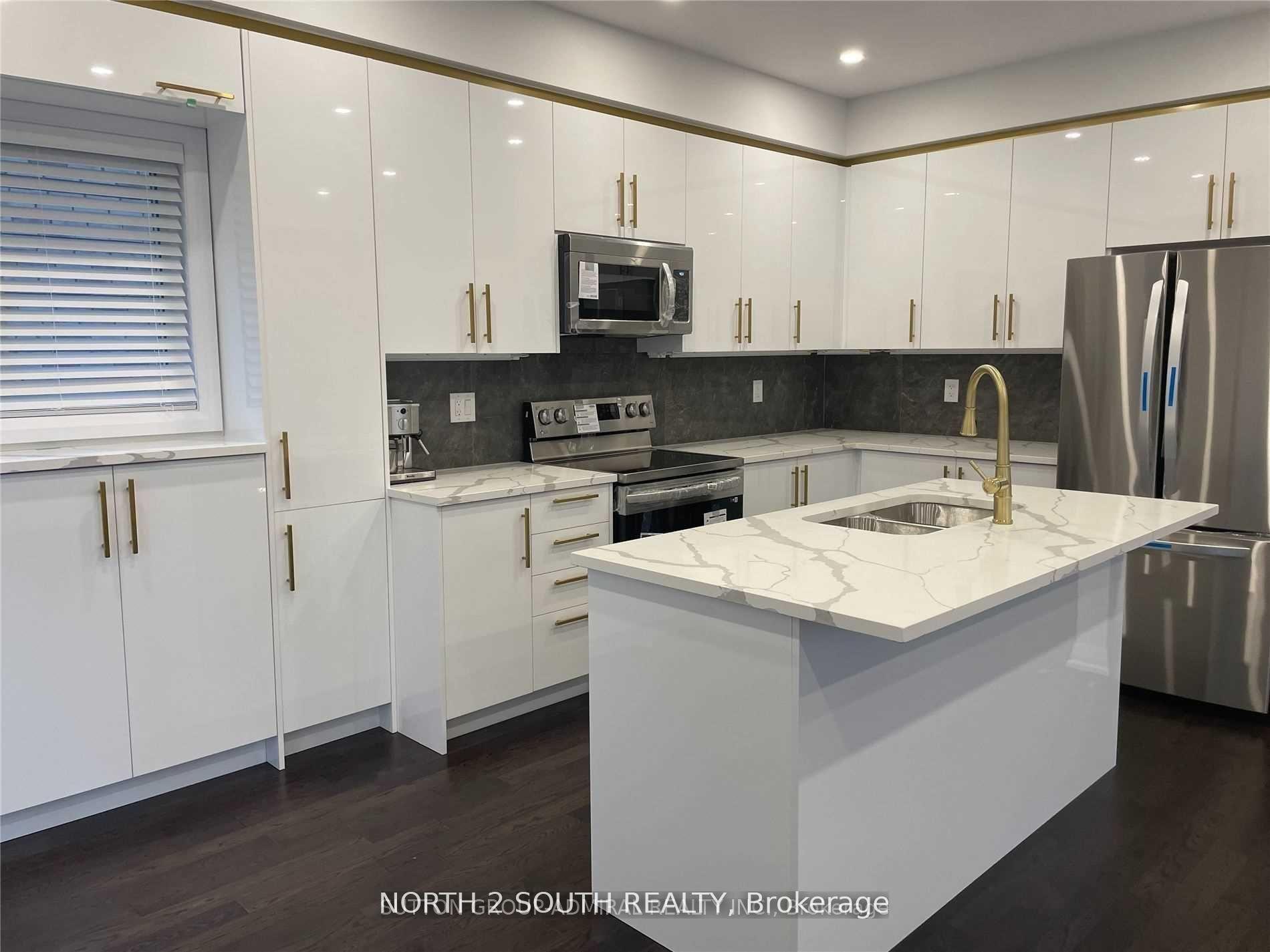 1376 Harrington Street — photo 1