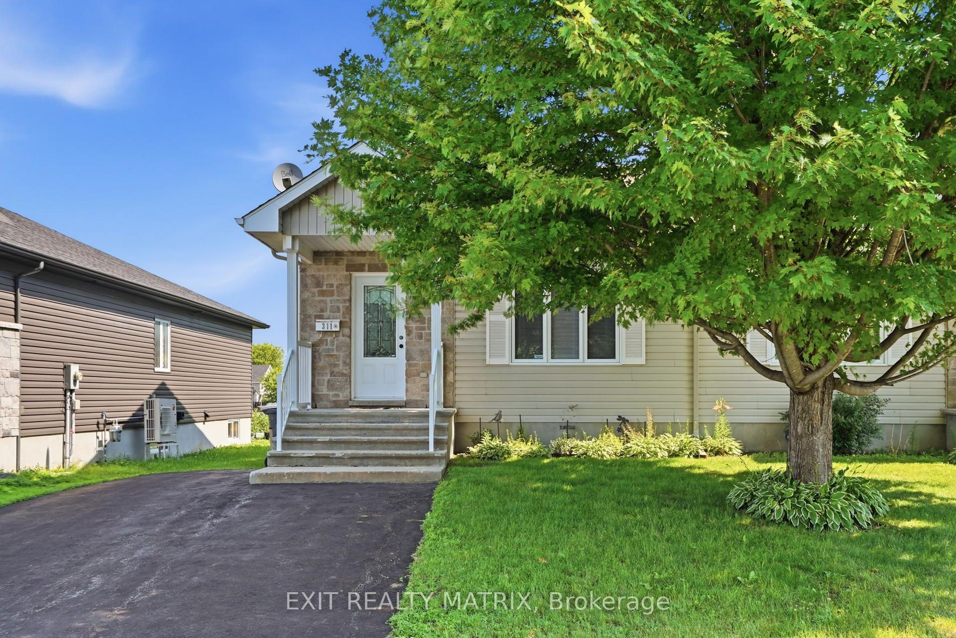 311 Nelson Street, Hawkesbury — Semi-Detached for sale, photo 1