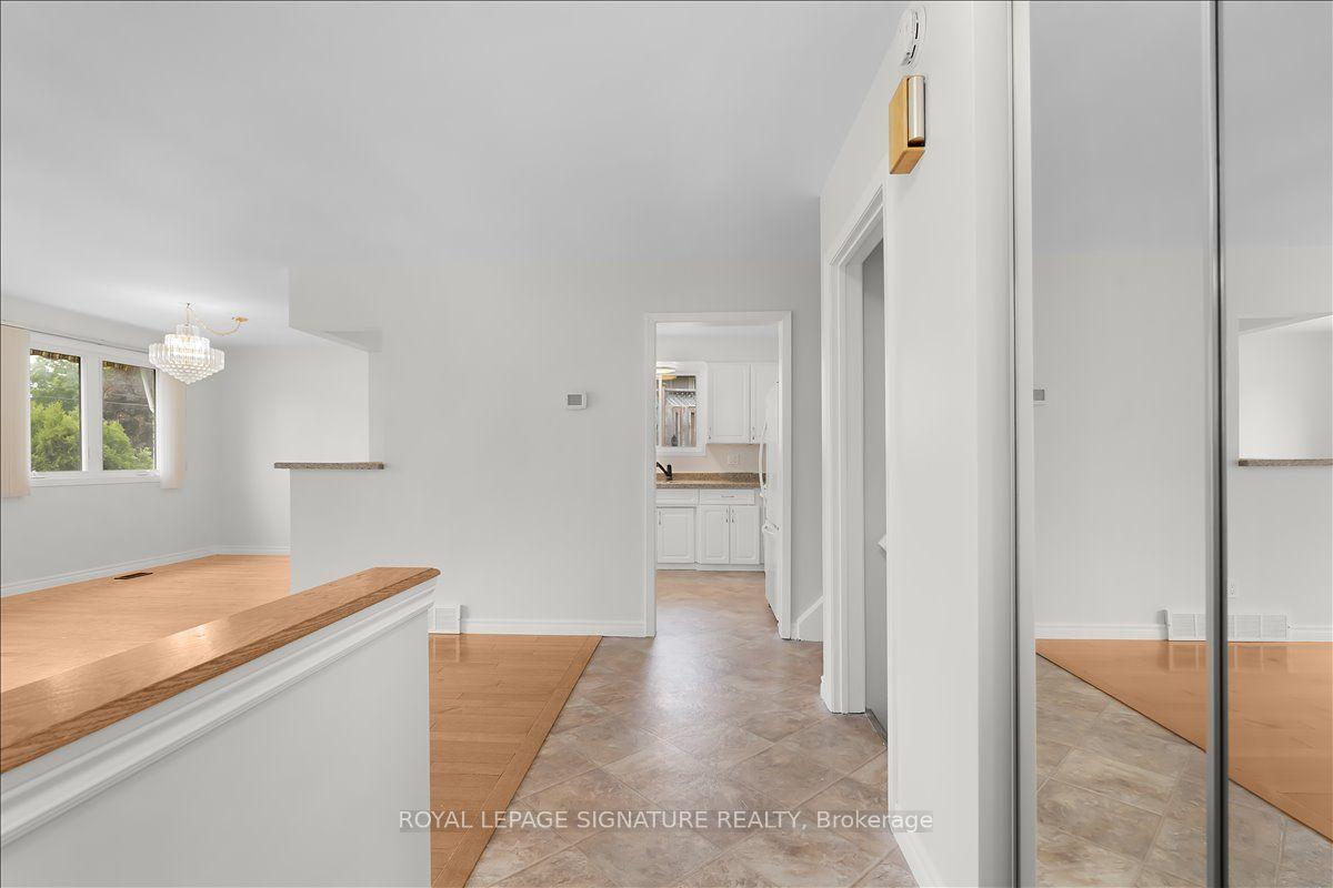 421 Franklin Street N — photo 3
