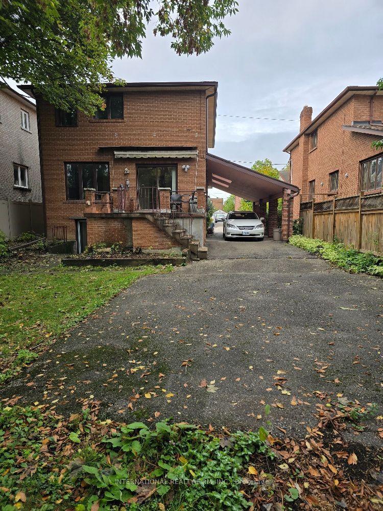607 Coldstream Avenue, Toronto — Detached for lease, photo 1