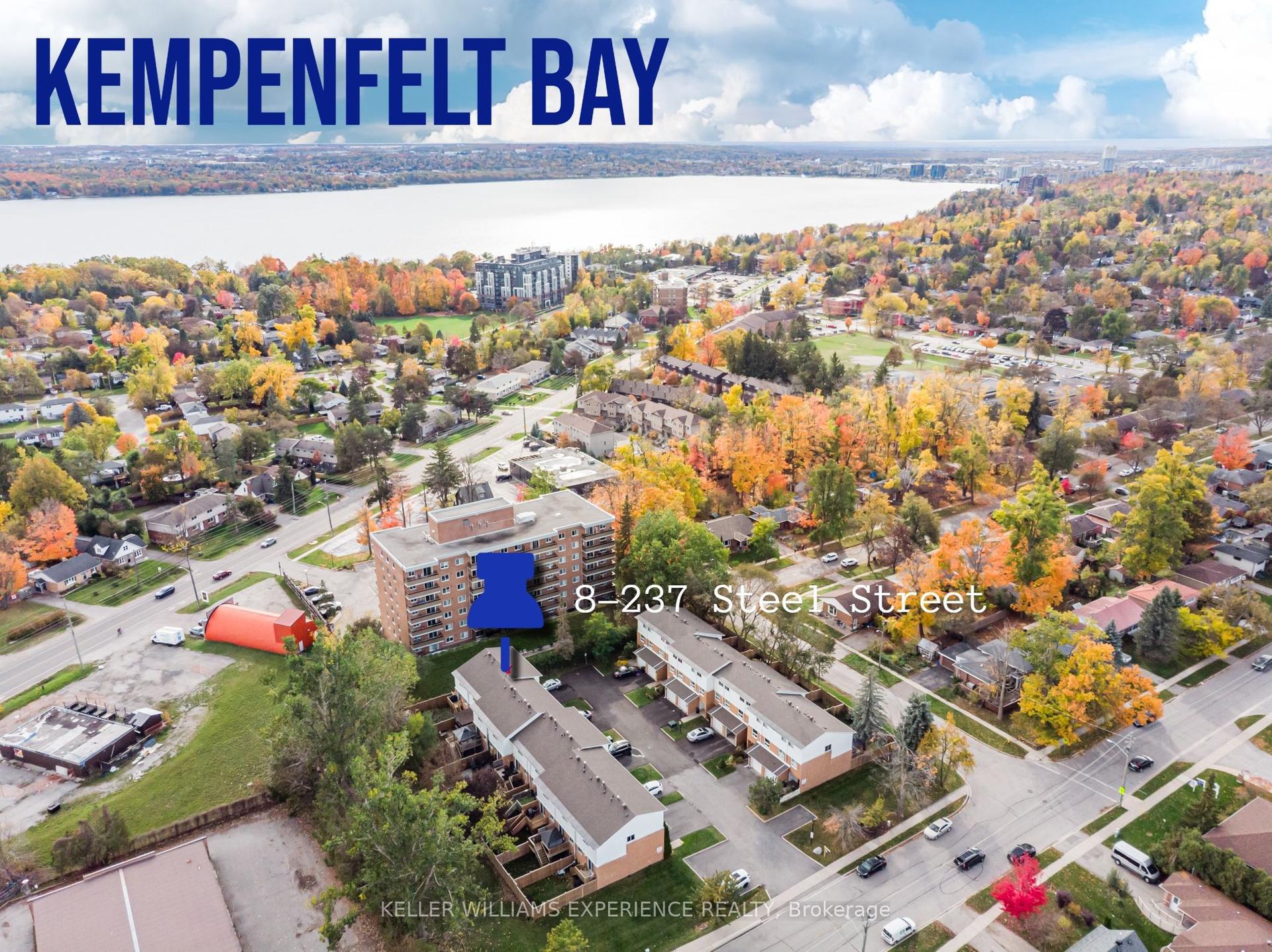237 Steel Street 8 #8, Barrie — Condo Town for sale, photo 1