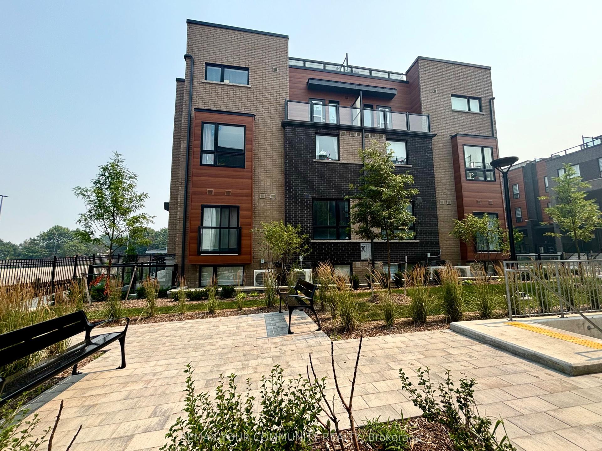 2-20 Lytham Green Circle 191 #191, Newmarket — Condo Town for sale, photo 1