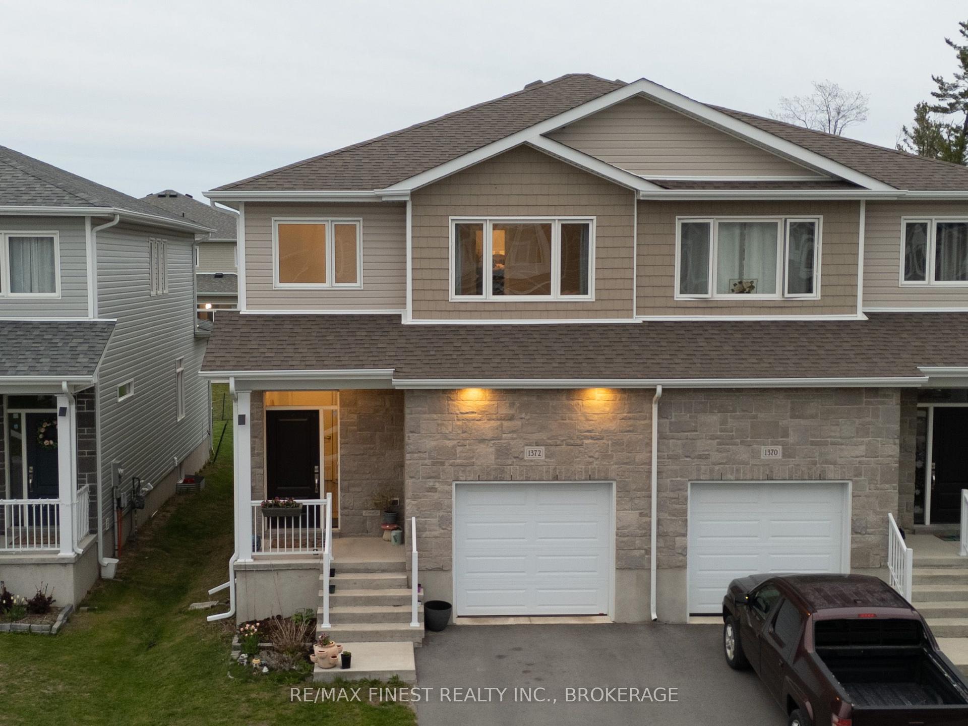 1372 Andersen Drive — photo 1