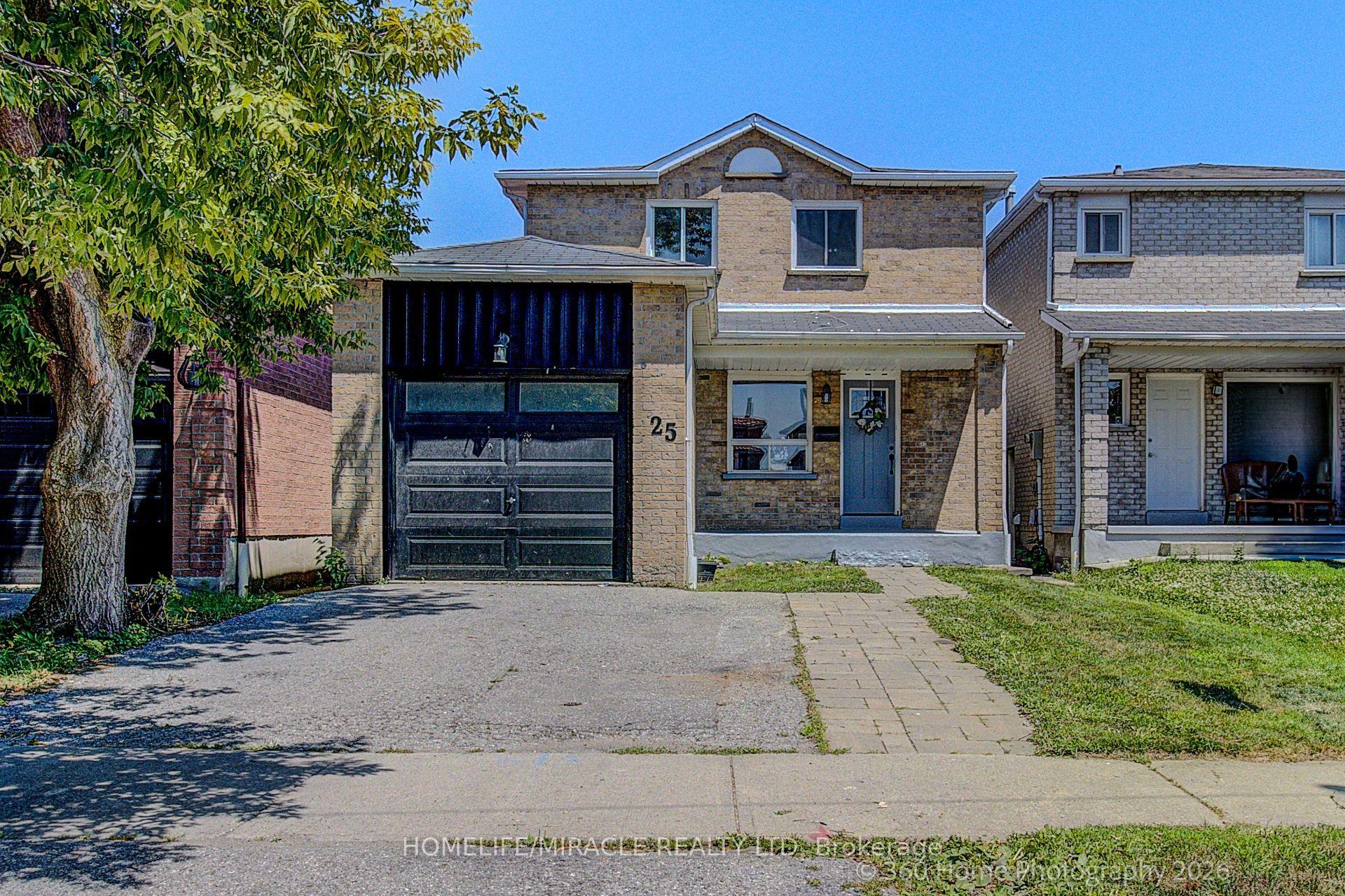 25 Chalmers Crescent, Ajax — Detached for sale, photo 1