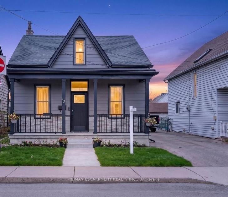 13 Richmond Street — photo 1