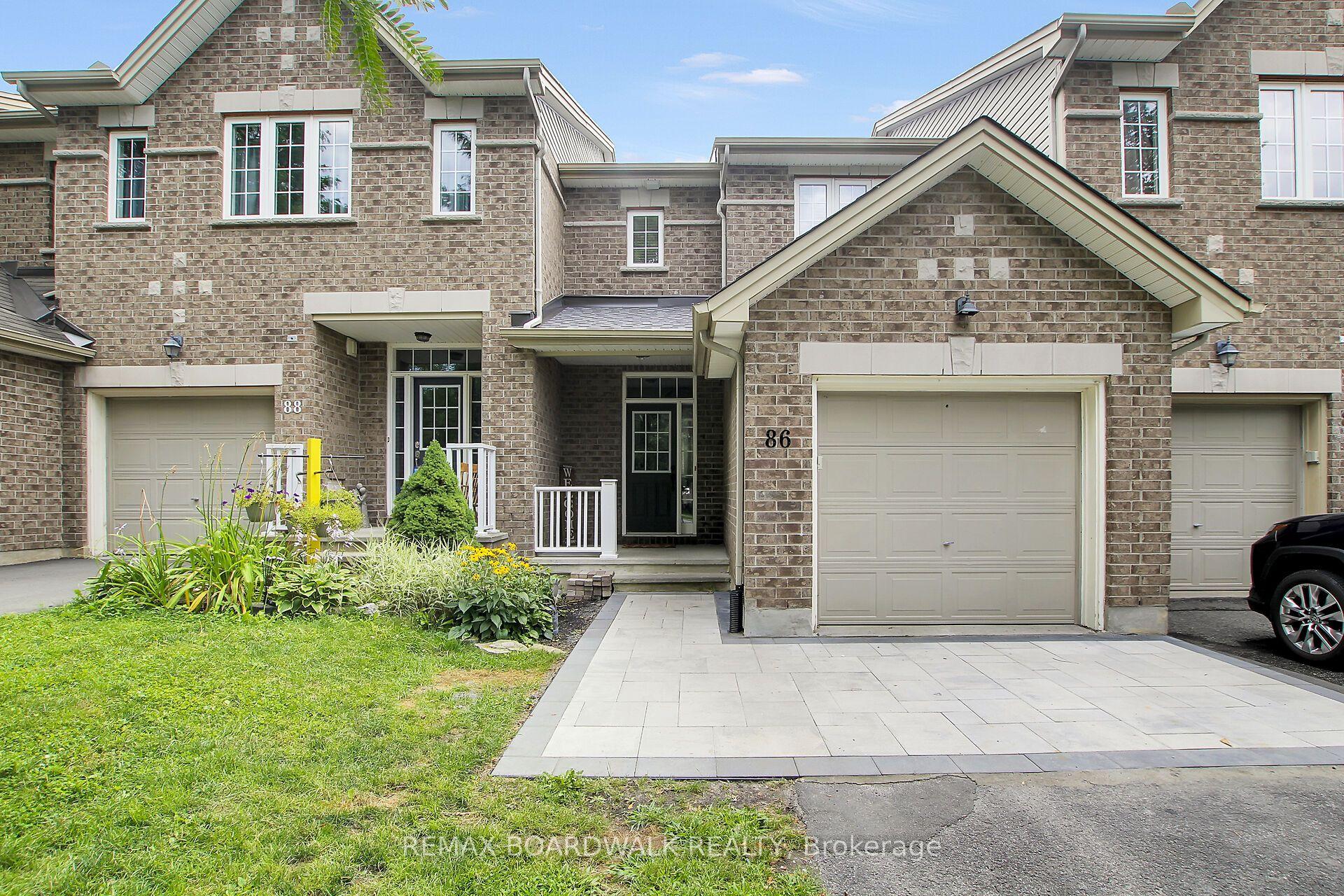 86 Saddlesmith Circle, Kanata — Townhouse for sale, photo 1