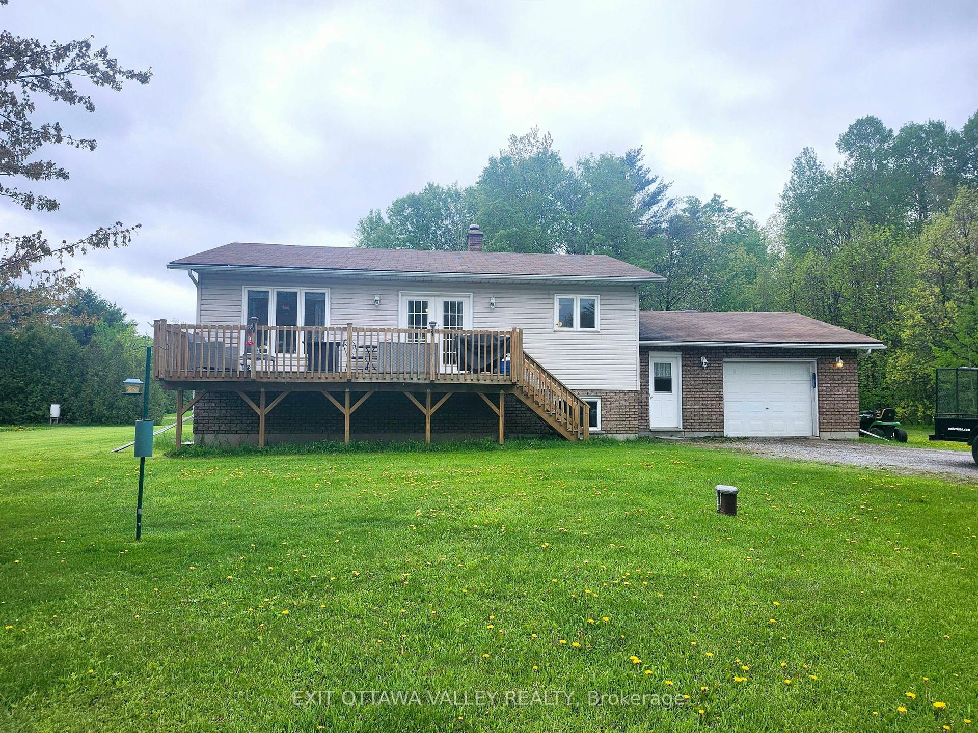 2943 B Line Road — photo 1