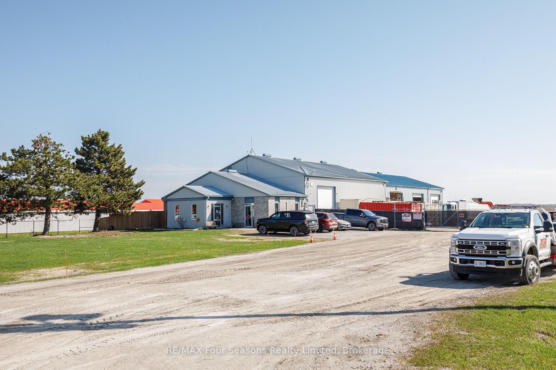 12403 10 County Road — photo 1