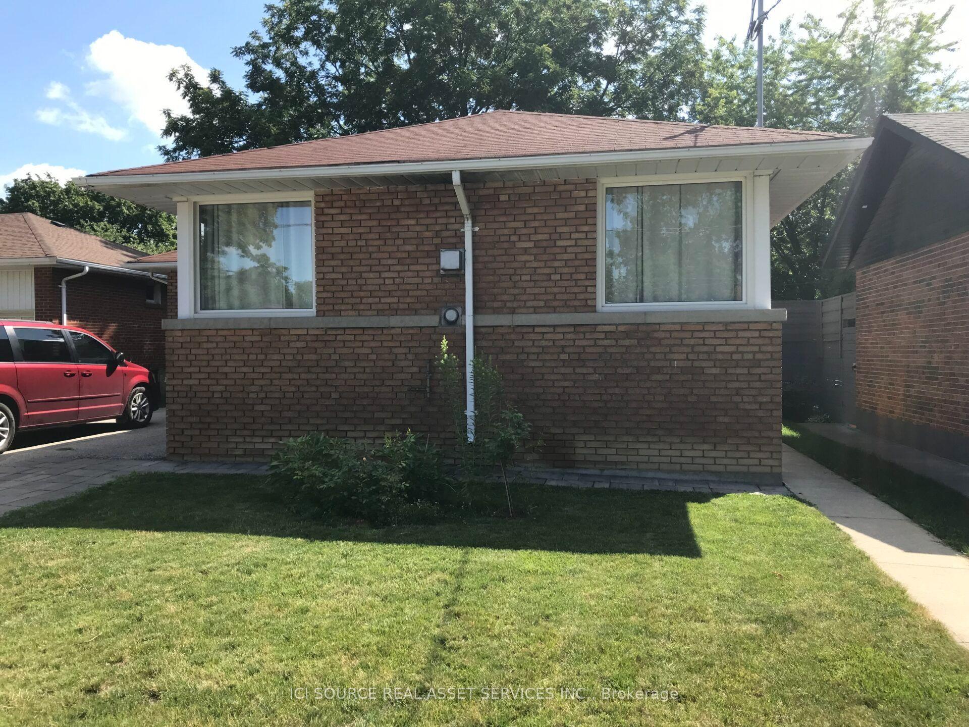 69 Paulart Drive Lower Level #Lower Level, Toronto — Detached for lease, photo 1