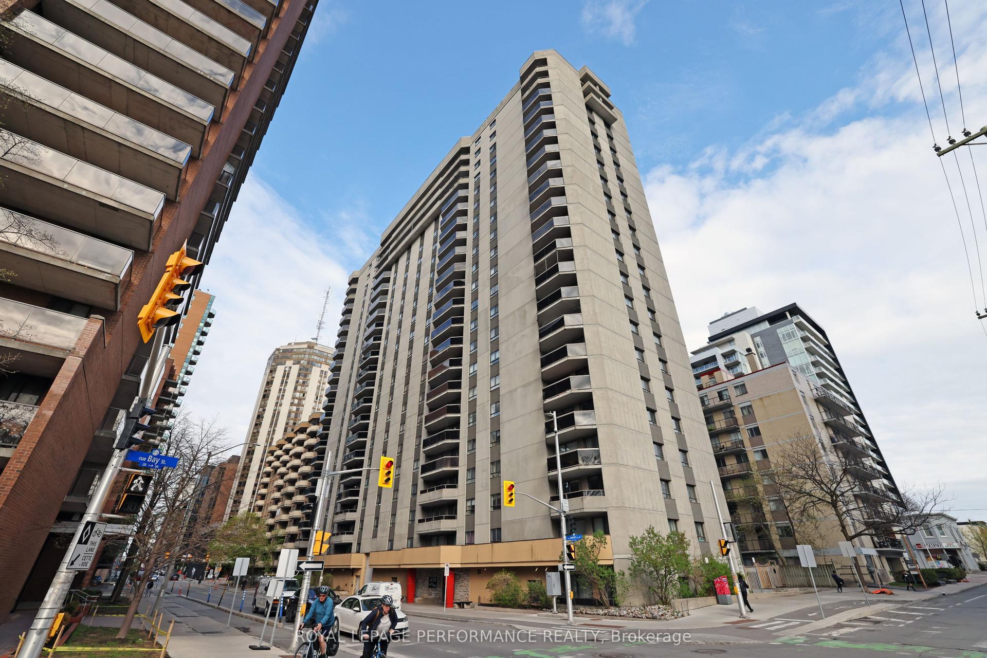 470 Laurier Avenue W 1701 #1701 — photo 1
