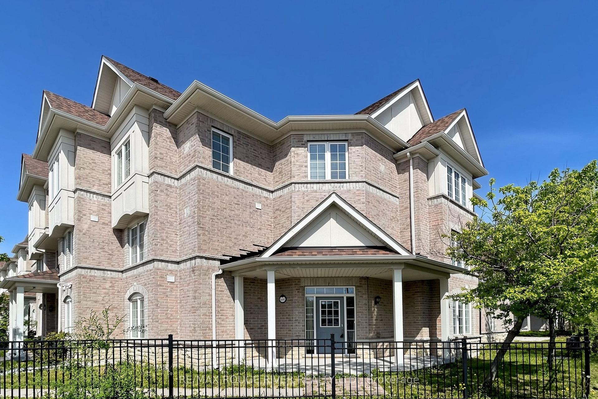 3644C St Clair Avenue E — photo 1