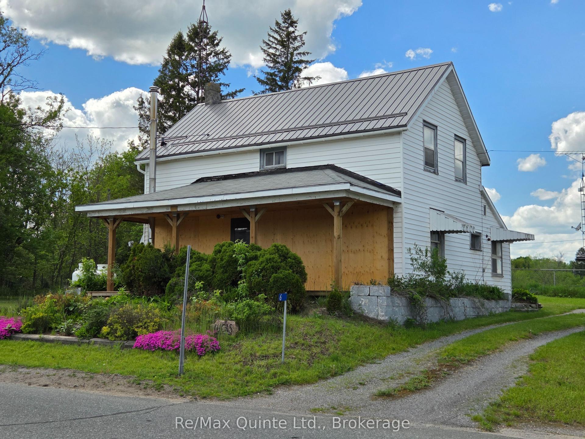6 W Thomas Street — photo 1