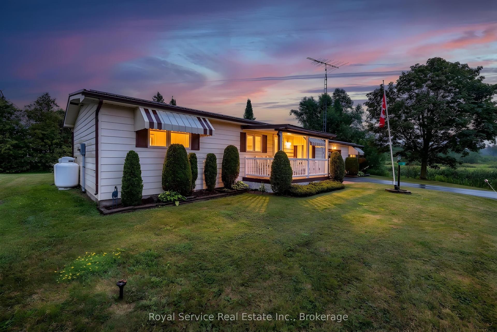 16 Vista Drive, Kawartha Lakes — Detached for sale, photo 1