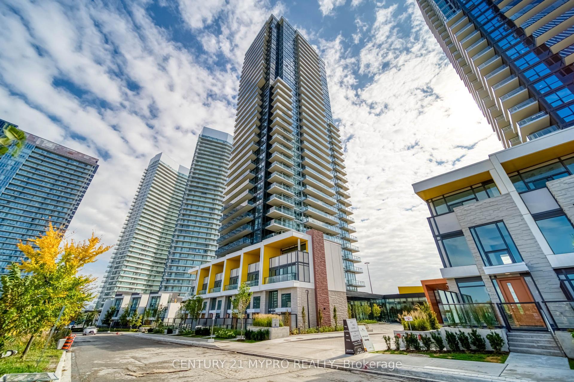 95 Mcmahon Drive 506 #506, Toronto — Condo for lease, photo 1