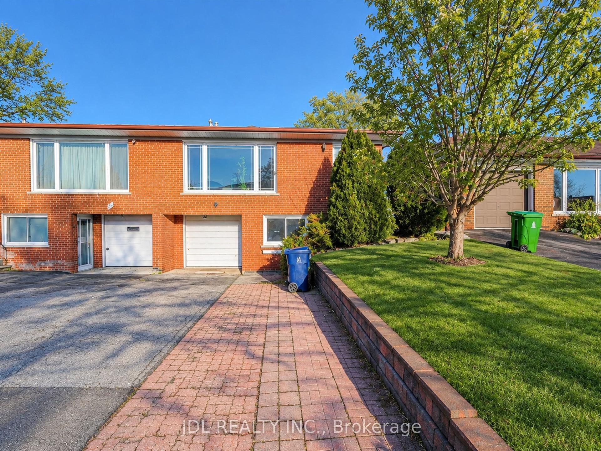 47 Greyhound Drive, Toronto — Semi-Detached for lease, photo 1